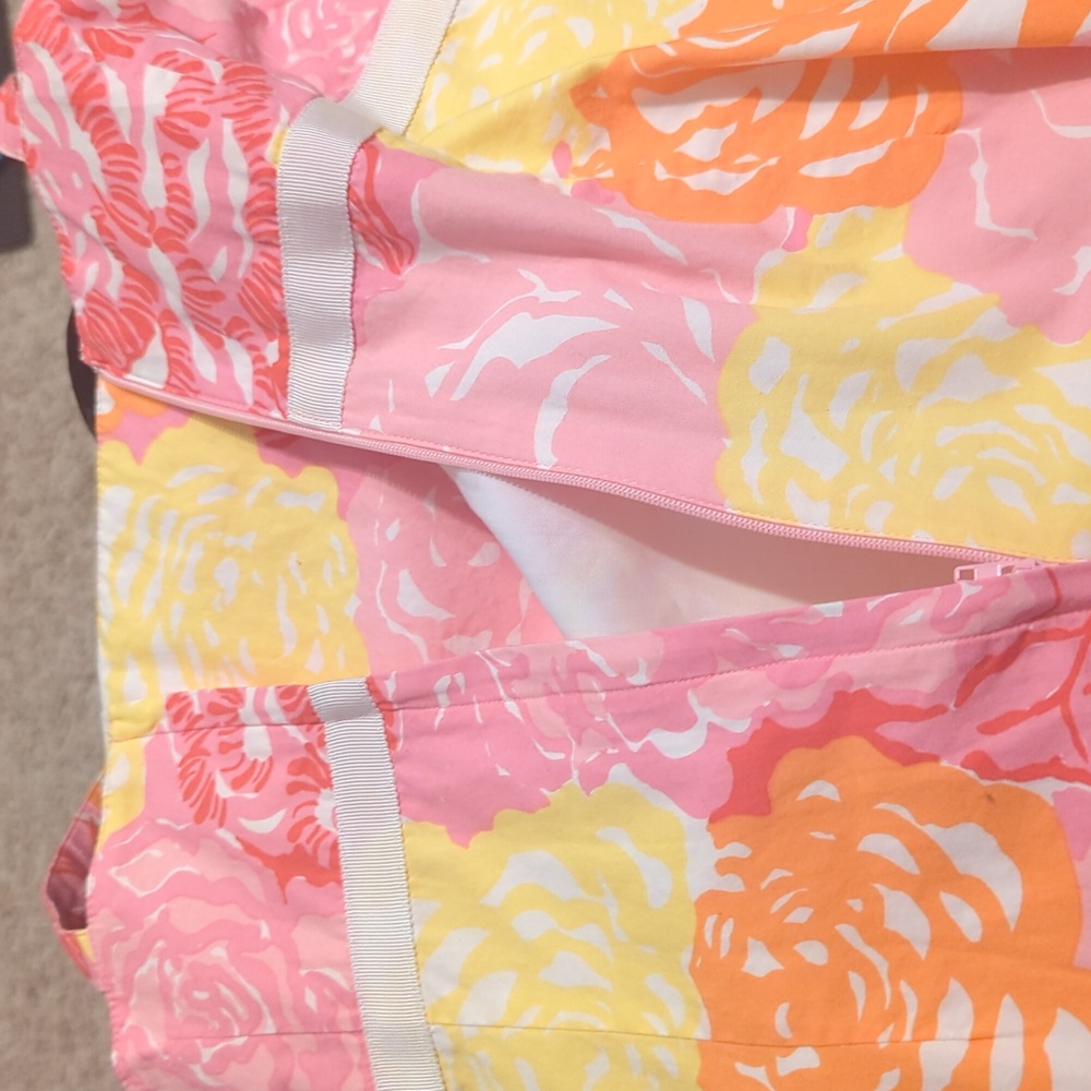 Lily Pulitzer - Picture 7 of 9
